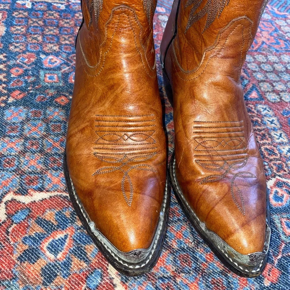 Dan Post Tony Lama Brown Heeled Boots - Picture 10 of 12